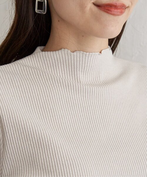 ikka(イッカ)の「前後2WAY三角テレコプルオーバー(Tシャツ/カットソー・レディース・ライトグレー/レッド系その他/オフホワイト/グレー/ダークグリーン/ブラック・S/M/L)」の22枚目の写真