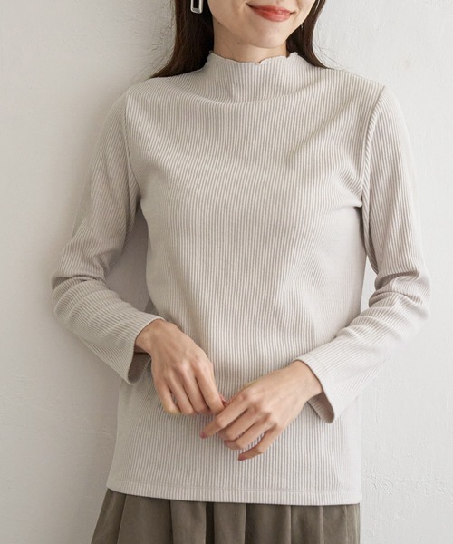 ikka(イッカ)の「前後2WAY三角テレコプルオーバー(Tシャツ/カットソー・レディース・ライトグレー/レッド系その他/オフホワイト/グレー/ダークグリーン/ブラック・S/M/L)」の4枚目の写真