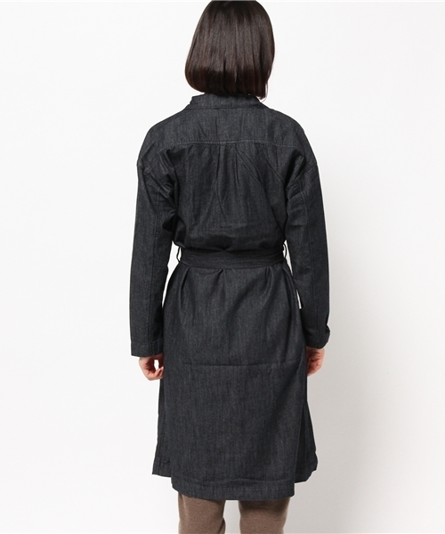 koe（コエ）の「ライトデニムダウンコート（デニムジャケット・レディース・ライトインディゴブルー/ダークインディゴブルー・SMALL/MEDIUM/LARGE）」の13枚目の写真