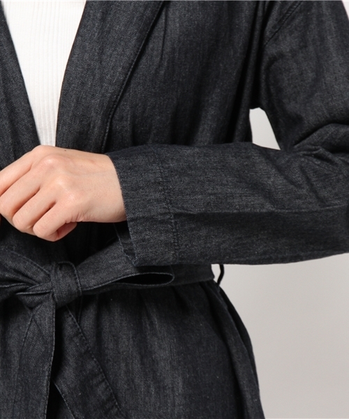 koe（コエ）の「ライトデニムダウンコート（デニムジャケット・レディース・ライトインディゴブルー/ダークインディゴブルー・SMALL/MEDIUM/LARGE）」の6枚目の写真