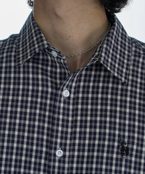 U.S. POLO ASSN.（ユーエスポロアッスン）の「U.S.POLO ASSN./ユーエスポロアッスン 別注 ワンポイントロゴ刺繍シャツ【限定展開】（シャツ/ブラウス・メンズ・グリーン/ベージュ/ブルー系その他/ネイビー/ブラック系その他/ブラック・LARGE/MEDIUM/SMALL）」の18枚目の写真