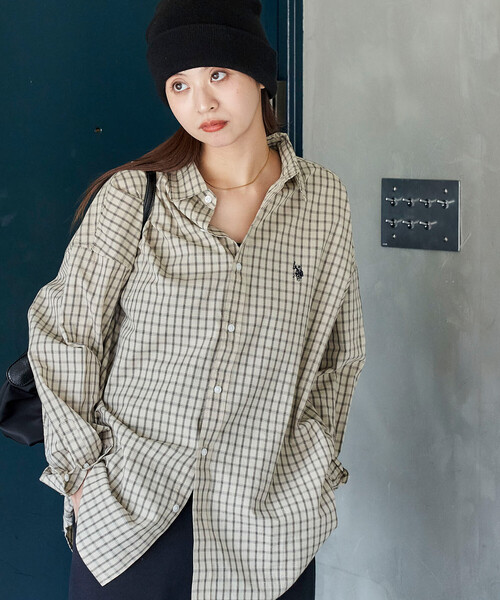 U.S. POLO ASSN.（ユーエスポロアッスン）の「U.S.POLO ASSN./ユーエスポロアッスン 別注 ワンポイントロゴ刺繍シャツ【限定展開】（シャツ/ブラウス・メンズ・グリーン/ベージュ/ブルー系その他/ネイビー/ブラック系その他/ブラック・LARGE/MEDIUM/SMALL）」の21枚目の写真