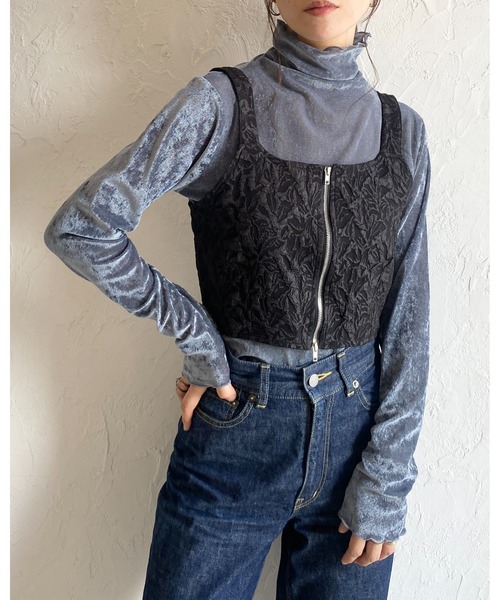 She's Closet(シーズクローゼット)の「長袖ハイネックシースルー/シアーベロアカットソーロンTトップス(Tシャツ/カットソー・レディース・オフホワイト/チャコールグレー/ブルーグレー/ブラック/オリーブ/ブラウン/ネイビー・FREE)」の17枚目の写真