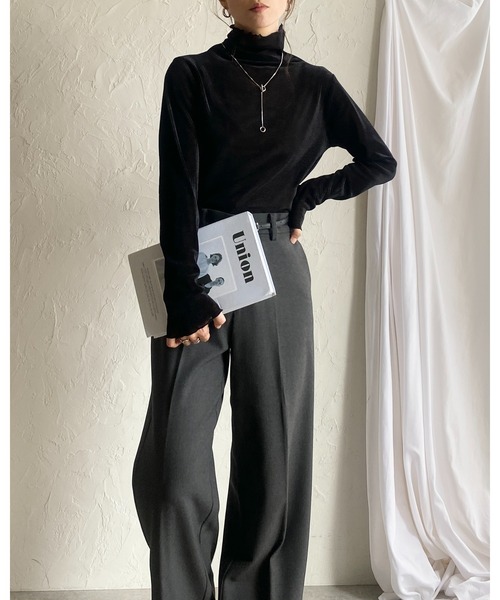 She's Closet(シーズクローゼット)の「長袖ハイネックシースルー/シアーベロアカットソーロンTトップス(Tシャツ/カットソー・レディース・オフホワイト/チャコールグレー/ブルーグレー/ブラック/オリーブ/ブラウン/ネイビー・FREE)」の18枚目の写真