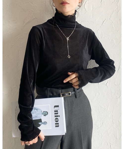 She's Closet(シーズクローゼット)の「長袖ハイネックシースルー/シアーベロアカットソーロンTトップス(Tシャツ/カットソー・レディース・オフホワイト/チャコールグレー/ブルーグレー/ブラック/オリーブ/ブラウン/ネイビー・FREE)」の9枚目の写真