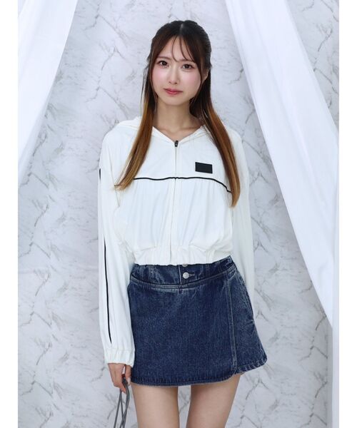 EATME（イートミー）の「トラックラインジャケット（セットアップ可能）（ナイロンジャケット・レディース・ブラック/ネイビー/オフホワイト・FREE）」の19枚目の写真