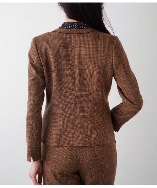 NEWYORKER(ニューヨーカー)の「クラフトスラブツィードパイピングノーカラージャケット(テーラードジャケット・レディース・ブラウン/ネイビー・9号/11号)」の21枚目の写真