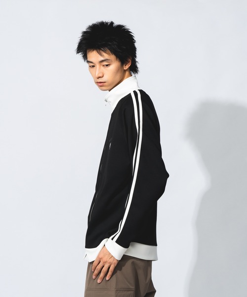 UNIIT(ユニット)の「【UNIIT/ユニット】ダンボールトラックジャケット(ジャージ・メンズ・ブルー/オフホワイト/ブラック・MEDIUM/LARGE/X-LARGE)」の9枚目の写真
