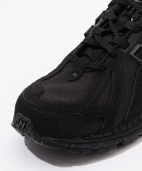 NEW BALANCE（ニューバランス）の「New Balance 1906R スニーカー（スニーカー・レディース・ブラック・25/24/23）」の6枚目の写真