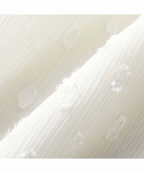 IEDIT（イディット）の「ＩＥＤＩＴ　インナーカットソードッキング　落ち感ドビードット素材のスタンドカラーブラウス（シャツ/ブラウス・レディース・ネイビー/アイボリー・MEDIUM/LARGE/X-LARGE/XX-LARGE/SMALL）」の11枚目の写真