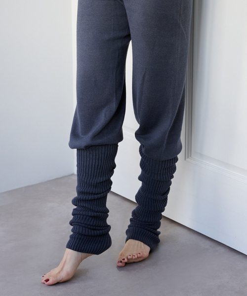 EMILYWEEK × NETENE. ロングリブレッグウォーマー（レッグウォーマー）｜EMILY WEEK（エミリーウィーク）