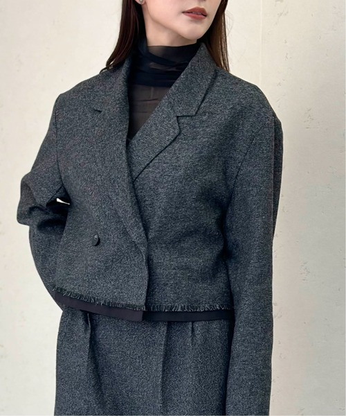 Per sist ence(パーシエンス)の「パイピングショートジャケット(テーラードジャケット・レディース・ブラック/チャコールグレー/ブラウン・FREE)」の1枚目の写真