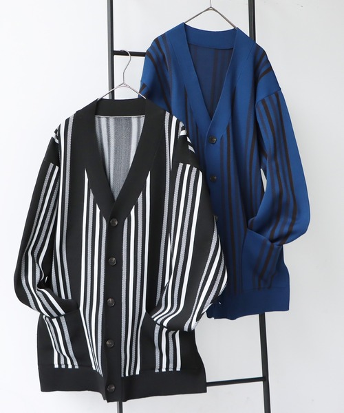 antiqua(アンティカ)の「ストライプ柄スポンジニットカーディガン(ニット/セーター・レディース・ブルー/ブラック・ONESIZE)」の11枚目の写真