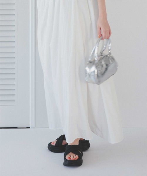 titivate（ティティベイト）の「クロスパデットサンダル（サンダル・レディース・アイボリー/ブラック・LL/L/M/S）」の22枚目の写真