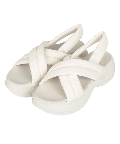 titivate(ティティベイト)の「クロスパデットサンダル(サンダル・レディース・アイボリー/ブラック・LL/L/M/S)」の3枚目の写真