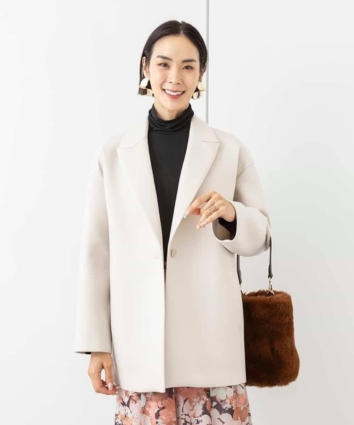 MICHEL KLEIN(ミッシェル・クラン)の「ボンディングミドル丈コート(セットアップ対応)(チェスターコート・レディース・アイボリー/ブラック・38)」の2枚目の写真