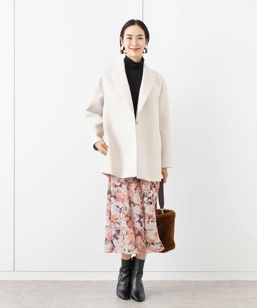 MICHEL KLEIN(ミッシェル・クラン)の「ボンディングミドル丈コート(セットアップ対応)(チェスターコート・レディース・アイボリー/ブラック・38)」の5枚目の写真