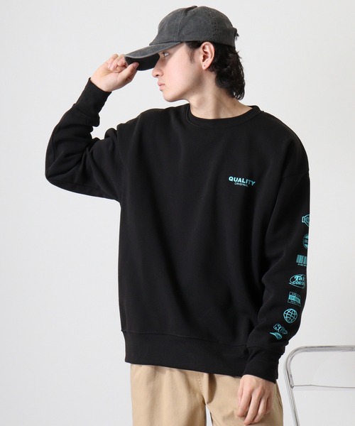 FUNALIVE(ファンアライブ)の「Brushed lining BIG sweatshirt / 裏起毛ビッグトレーナー unisex(スウェット・メンズ・ブラック/グレイッシュベージュ/ホワイト系1/ホワイト系2/グレー系2/杢グレー/ヘザーチャコール/ブラック系2/ベージュ系1/チャコールアッシュ/グリーン系1/チャコールグレー/ネイビー/オートミール/チャコール/グリーン/ブラック系1/グレー系1/ネイビー系1/ブラック系3・M/L/XL)」の7枚目の写真