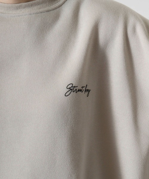 FUNALIVE(ファンアライブ)の「Brushed lining BIG sweatshirt / 裏起毛ビッグトレーナー unisex(スウェット・メンズ・ブラック/グレイッシュベージュ/ホワイト系1/ホワイト系2/グレー系2/杢グレー/ヘザーチャコール/ブラック系2/ベージュ系1/チャコールアッシュ/グリーン系1/チャコールグレー/ネイビー/オートミール/チャコール/グリーン/ブラック系1/グレー系1/ネイビー系1/ブラック系3・M/L/XL)」の22枚目の写真