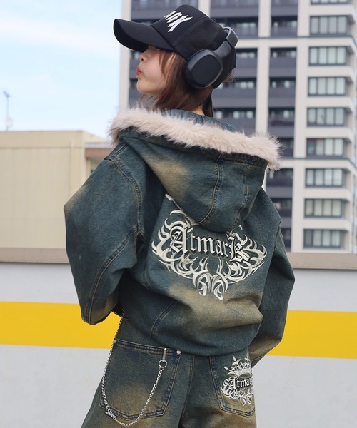 ATMARK(アットマーク)の「《3サイズ展開 / UNISEX 》ATMARKトライバルクラウンロゴデニムジャケット セットアップ可能(デニムジャケット・レディース・インディゴブルー/ブラック・L/M/S)」の19枚目の写真