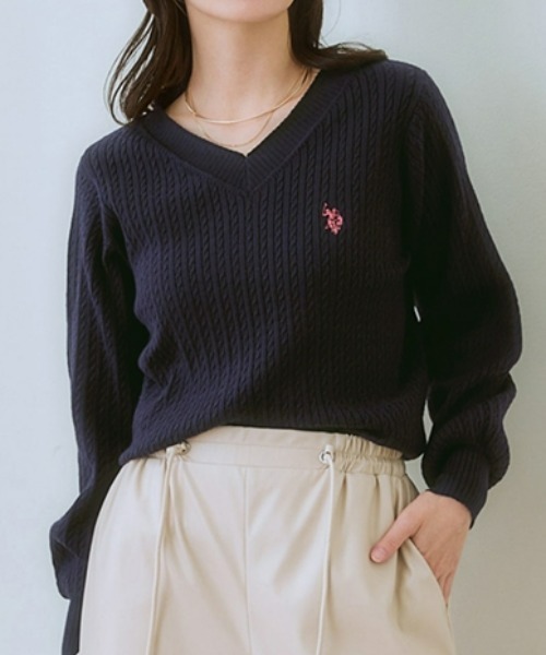 U.S. POLO ASSN.】ケーブル編ボリューム袖Vネックニット（ニット