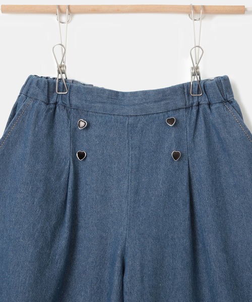 ROPE' PICNIC（ロペピクニック）の「【KIDS】ハートボタンデニムワイドパンツ（デニムパンツ・キッズ・ネイビー/サックスブルー・150/120/130/140）」の6枚目の写真