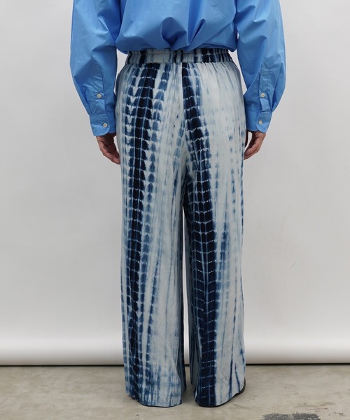 Aphlotus（アプロタス）の「シルケット加工 絞り染め イージー ワイドパンツ（その他パンツ・メンズ・モスグリーン/コバルトブルー・SMALL/MEDIUM/LARGE）」の17枚目の写真