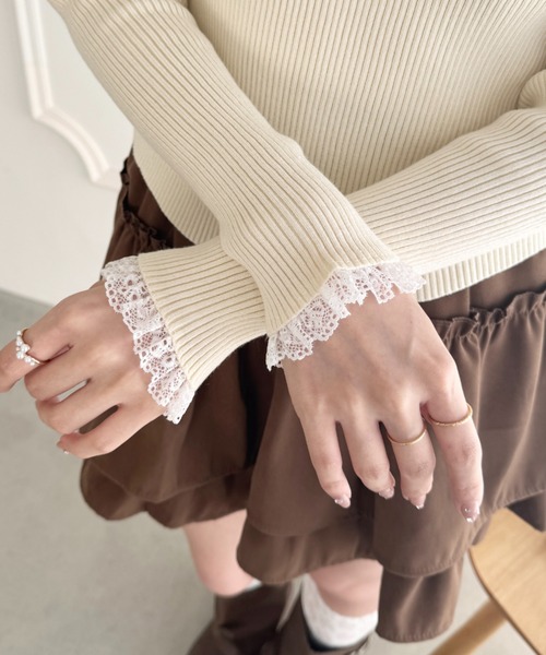 Loueme(ルエム)の「【5色展開】リボン刺繍レーストリムリブトップス(Tシャツ/カットソー・レディース・ピンク/ライトブルー/ブラック/アイボリー/グレー・FREE)」の17枚目の写真