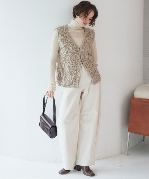 titivate(ティティベイト)の「スクエアショルダーバッグ(ショルダーバッグ・レディース・ブラック/ブラウン/イエロー・FREE)」の15枚目の写真