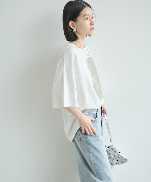 Shelly island(シェリーアイランド)の「箔プリントオーバーT(Tシャツ/カットソー・レディース・ホワイト/ブラック/ブラウン・FREE)」の20枚目の写真