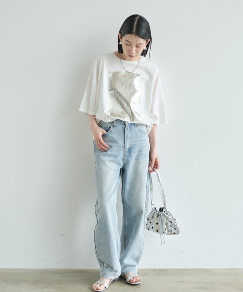 Shelly island(シェリーアイランド)の「箔プリントオーバーT(Tシャツ/カットソー・レディース・ホワイト/ブラック/ブラウン・FREE)」の18枚目の写真