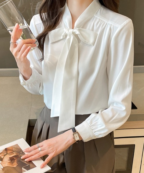 COCOMOMO(ココモモ)の「裏起毛 ボウタイブラウス リボンブラウス 長袖 オケージョン(シャツ/ブラウス・レディース・ホワイト/ブルー・S/M/L)」の6枚目の写真