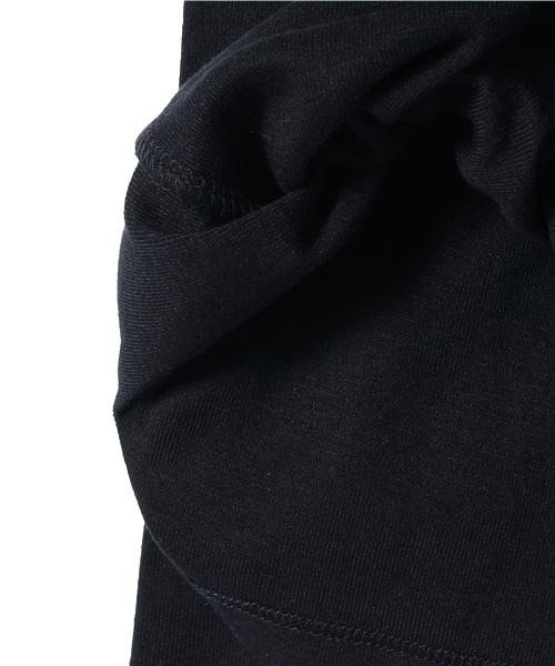 ikka（イッカ）の「チビハイネックロンT（Tシャツ/カットソー・キッズ・スモークグレー/グリーン/ブラック/ネイビー・120cm/150cm/140cm/130cm/110cm/100cm）」の11枚目の写真