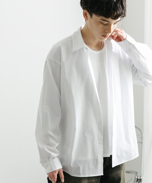 SENSE OF PLACE by URBAN RESEARCH(センスオブプレイスバイアーバンリサーチ)の「『ユニセックス』『イージーケア』コンフォートレギュラーカラーシャツ(シャツ/ブラウス・メンズ・イエロー/ホワイト/ライトブルー/ブラック系その他/ブルー系その他/グリーン系その他・SMALL/MEDIUM/LARGE/X-LARGE)」の2枚目の写真