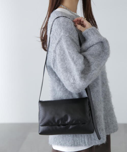 FREE'S MART(フリーズマート)の「◆パフショルダーバッグ(ショルダーバッグ・レディース・ピンク/ブラック・フリ-)」の5枚目の写真