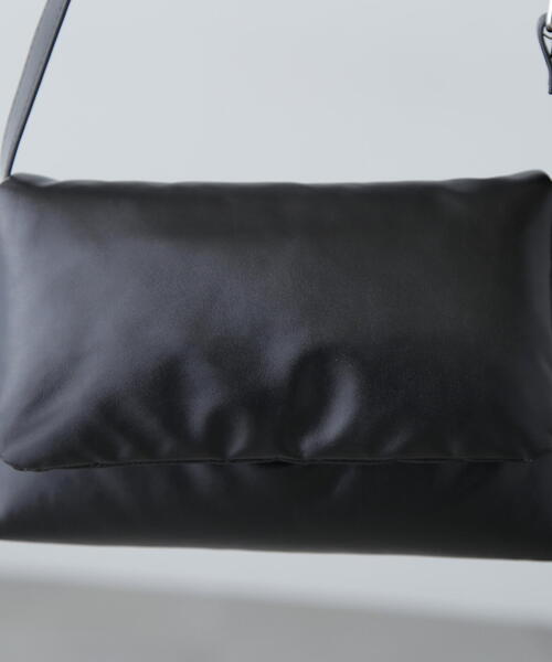 FREE'S MART(フリーズマート)の「◆パフショルダーバッグ(ショルダーバッグ・レディース・ピンク/ブラック・フリ-)」の8枚目の写真