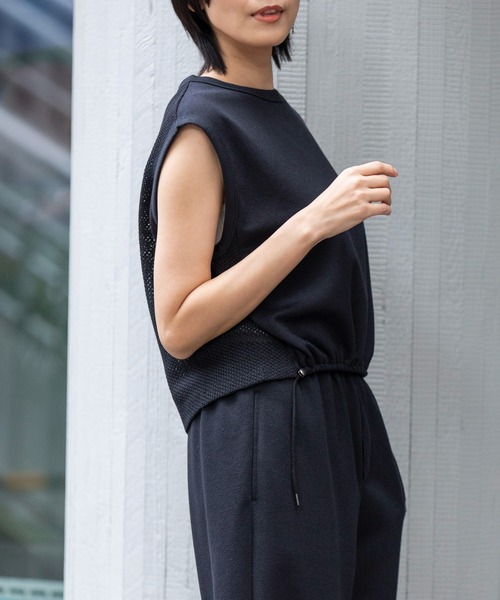 Munich（ミューニック）の「ブークレー×ギマメッシュドッキングトップス（Tシャツ/カットソー・レディース・アイボリー/ブラック/グレイッシュブルー・FREE）」の11枚目の写真