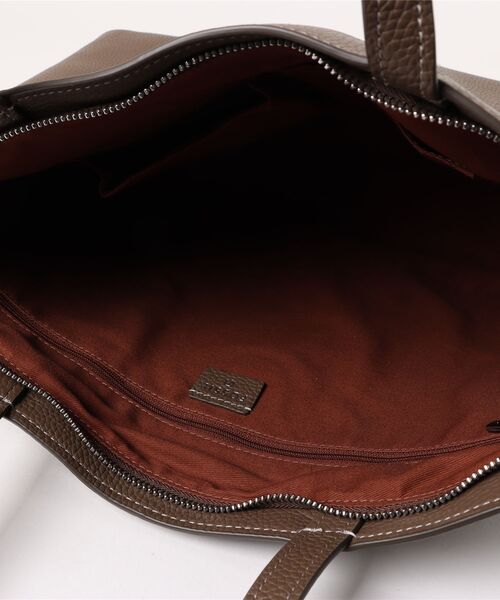 FOSSIL(フォッシル)の「フォッシル トートバッグ レディース レザー グレー A4収納可 ZB11105793(トートバッグ・レディース・グレー・FREE)」の7枚目の写真