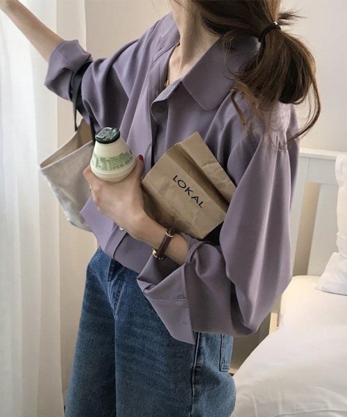 SallyLunn（サリーラン）の「オン・オフ着られる♪シンプル長袖シャツ（シャツ/ブラウス・レディース・ブラック/パープル/ホワイト/ブルー・LARGE/MEDIUM）」の4枚目の写真