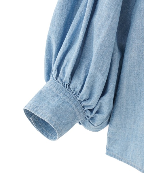 ROSE BUD（ローズバッド）の「(GENE HEAVENS)VOLUME SLEEVE DENIM SHIRT WITH STUDS（シャツ/ブラウス・レディース・ブルー/ブラック・ONE SIZE）」の16枚目の写真