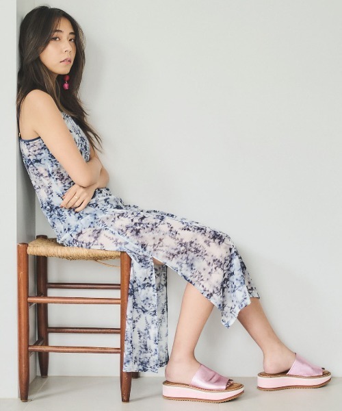 mikomori(ミコモリ)の「CAMISOLE OP(ワンピース・レディース・ネイビー/レッド・FREE)」の17枚目の写真