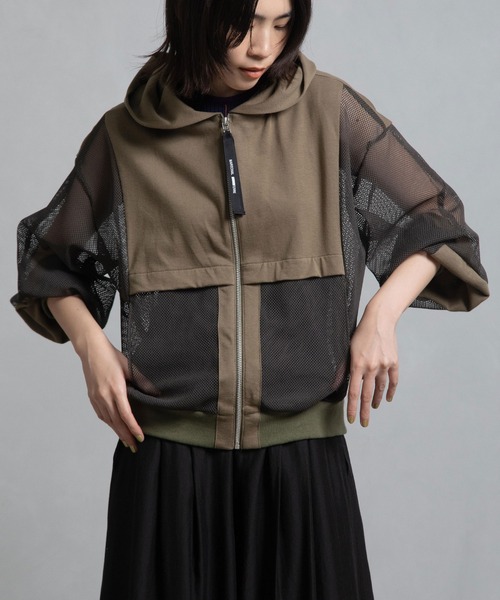 MARECHAL TERRE(マルシャルテル)の「メッシュフーディー(パーカー・レディース・グレー/カーキ/ブラック/ホワイト・MEDIUM)」の4枚目の写真