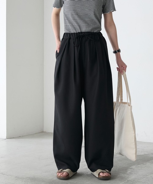 BONLECILL（ボンルシール）の「リネンライクイージーバレル2タックパンツ（スラックス・レディース・ベージュ/スミクロ/チャコールグレー/ブラック・M/L）」の10枚目の写真