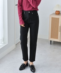 すっきりスリムデニムパンツ