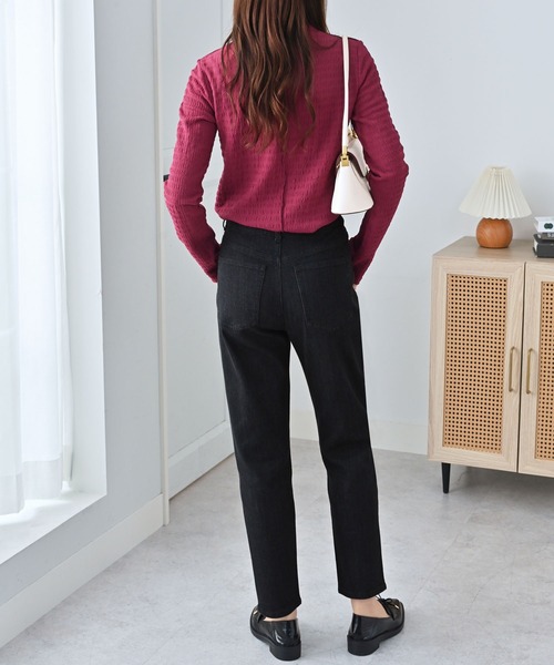 alotta（アロッタ）の「すっきりスリムデニムパンツ（デニムパンツ・レディース・ブラック/ライトブルー/ネイビー・M/L/LL/3L）」の8枚目の写真