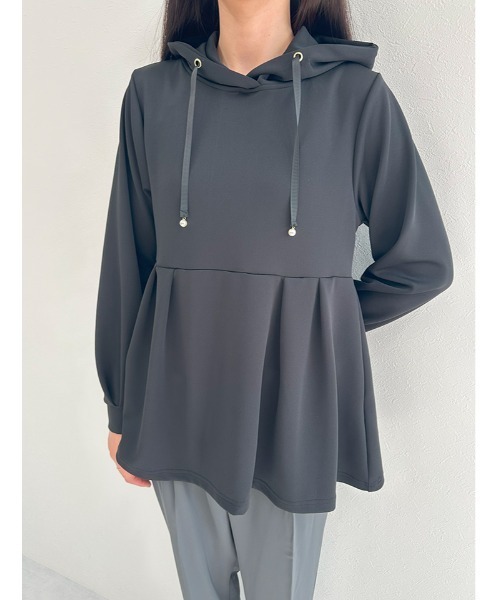 fifth(フィフス)の「ペプラムフードプルオーバー(Tシャツ/カットソー・レディース・アイボリー/ブラック/グレー/チャコールグレー・L/M)」の3枚目の写真