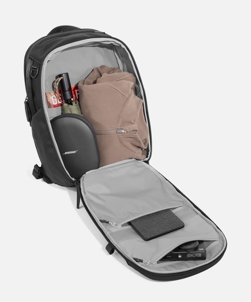 Aer（エアー）の「Aer（エアー）City Pack Pro 2 AER-21060（バックパック/リュック・メンズ・ブラック・F）」の8枚目の写真