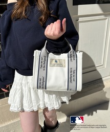 my twilight（マイトワイライト）の「【MLB】テープロゴ ミニキャンバストートバッグ（トートバッグ）」