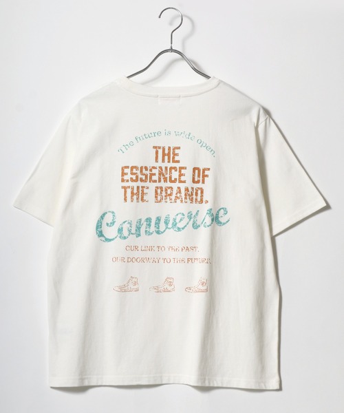 CONVERSE（コンバース）の「CONVERSE/コンバース ヴィンテージバックプリント ワンポイントロゴ 半袖Tシャツ（Tシャツ/カットソー・レディース・ホワイト/ブラック/ブラック系その他/ホワイト系その他・L/M）」の10枚目の写真