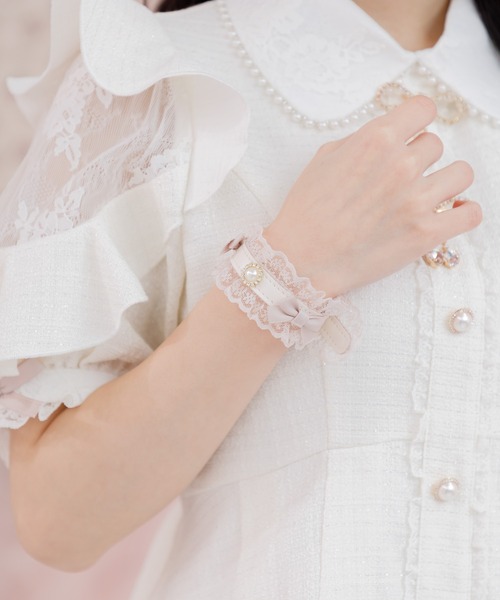 ROJITA（ロジータ）の「レースリボンハートパールブレスレット（ブレスレット・レディース・ホワイト/ブラック/ブルー・FREE）」の9枚目の写真